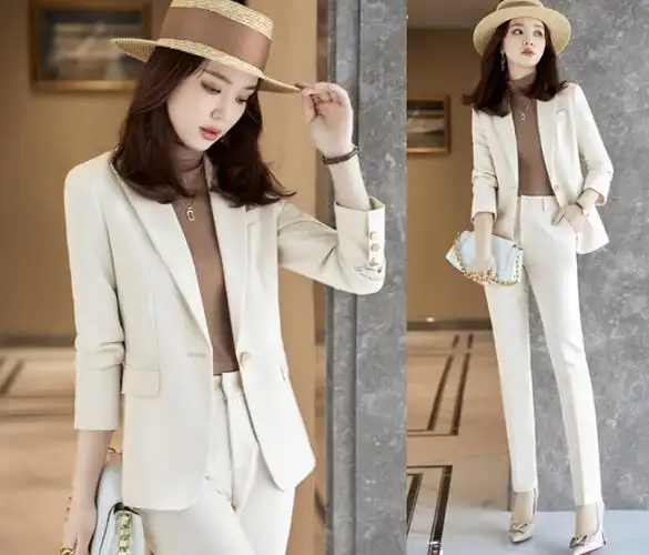 伊能静,杨颖示范:白色小西装如何搭配裤子,裙子更好看