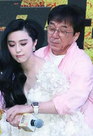 范冰冰悄咪复出了她背后的势力真恐怖3