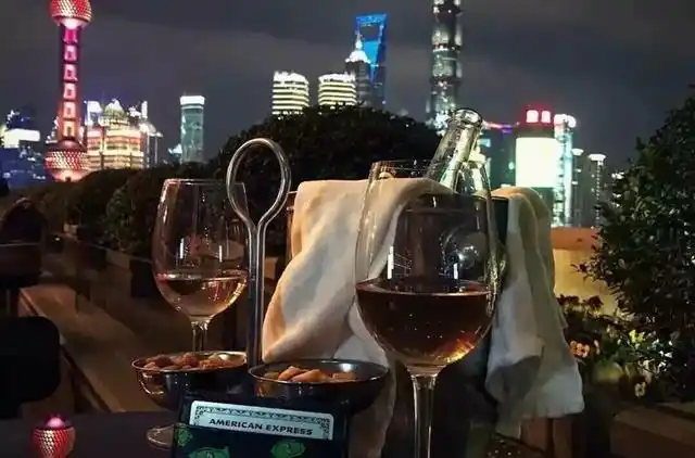 喝酒后发朋友圈的句子酒凉可热心凉何暖