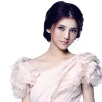 吴千语整容前后头像吴千语最新qq头像图片中法混血品性活泼