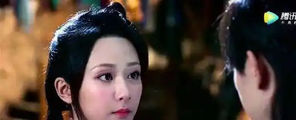 原创香蜜杨紫6套衣服第4个惊为天人让邓伦心动的却是第5套