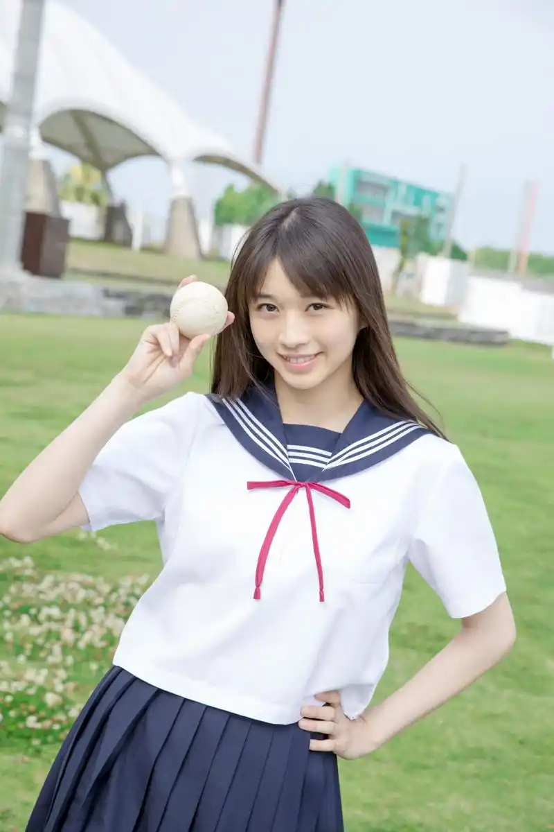 年轻女孩酷爱的摄影服饰——水手服