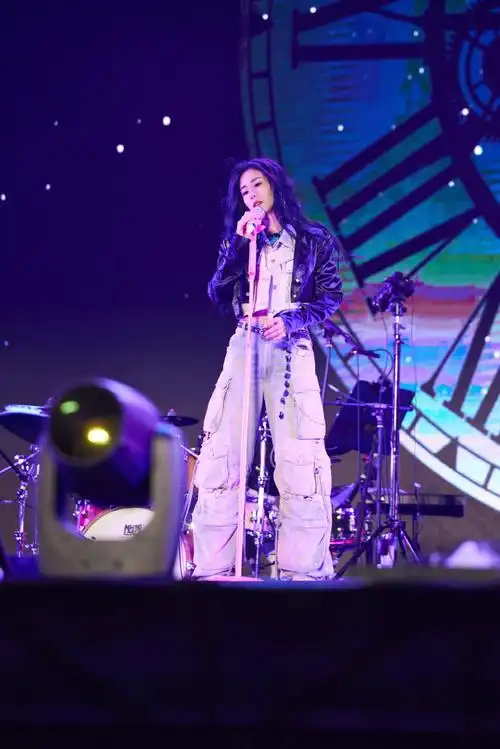 张碧晨生日当天开演唱会##张碧晨广州演唱会抢票