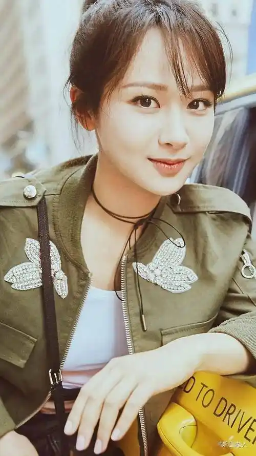 绯闻八卦杨紫明星是谁_绯闻八卦杨紫明星视频_明星八卦杨紫的绯闻