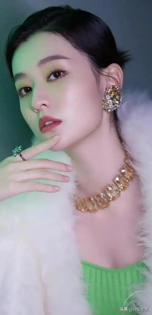 乔欣明星壁纸(15)|寻宝_网易订阅