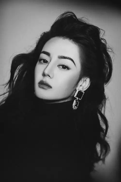 迪丽热巴枭起青壤##迪丽热巴聂九罗