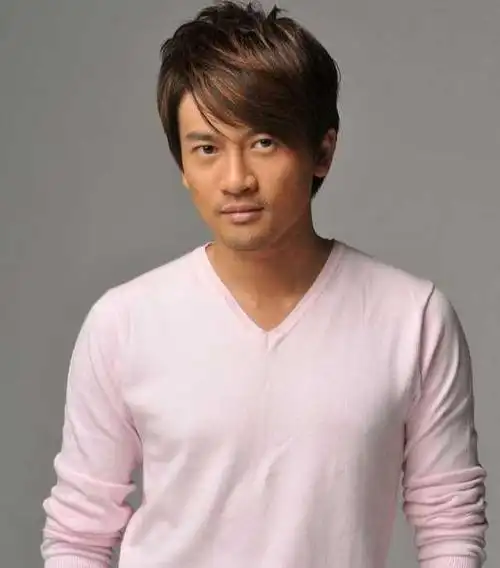 苏有朋高调官宣,吴奇隆被冲上热搜,一场演唱会引发一代人的回忆