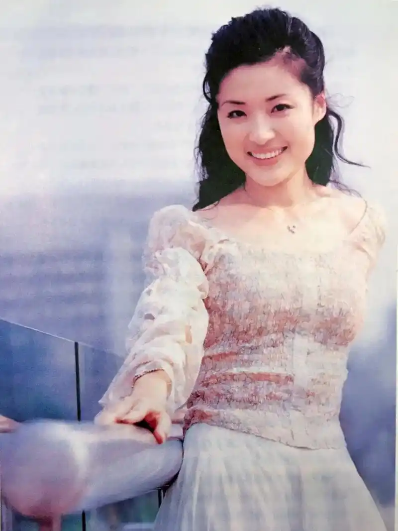 周涛 一些古早照片 - 抖音