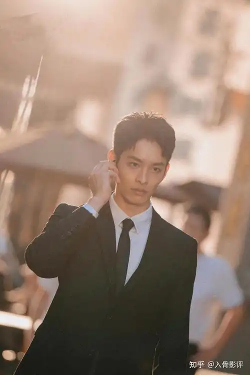 《为你逆光而来》最新剧照释出,你对该剧都有哪些期待? - 知乎