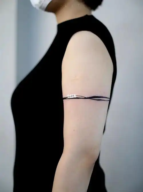 极简随意的臂环设计61摩斯密码北京纹身