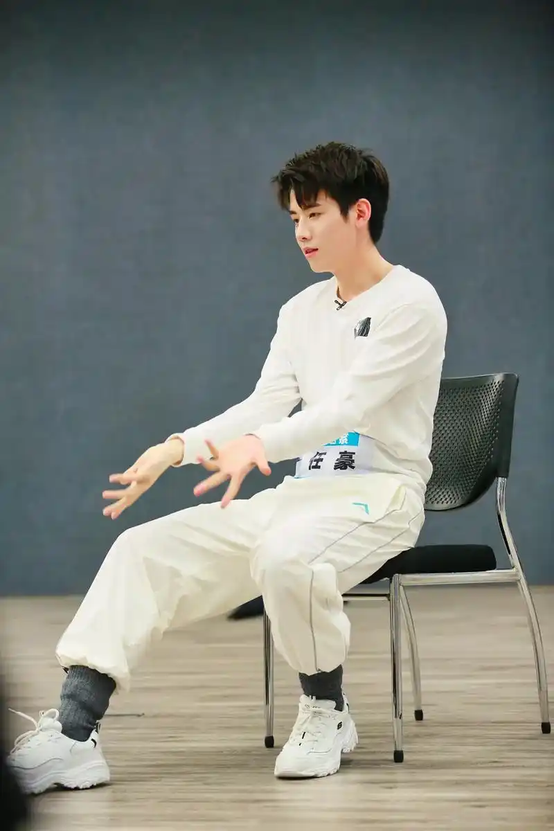 快快乐乐的宝贝呀97#我的宝藏男孩 #任豪 #创造营2019 - 抖音