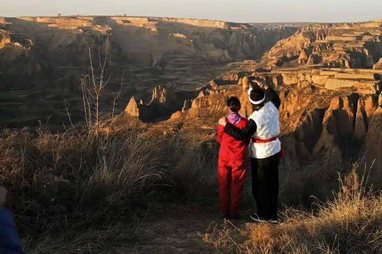 圪梁梁上入洞房(下)