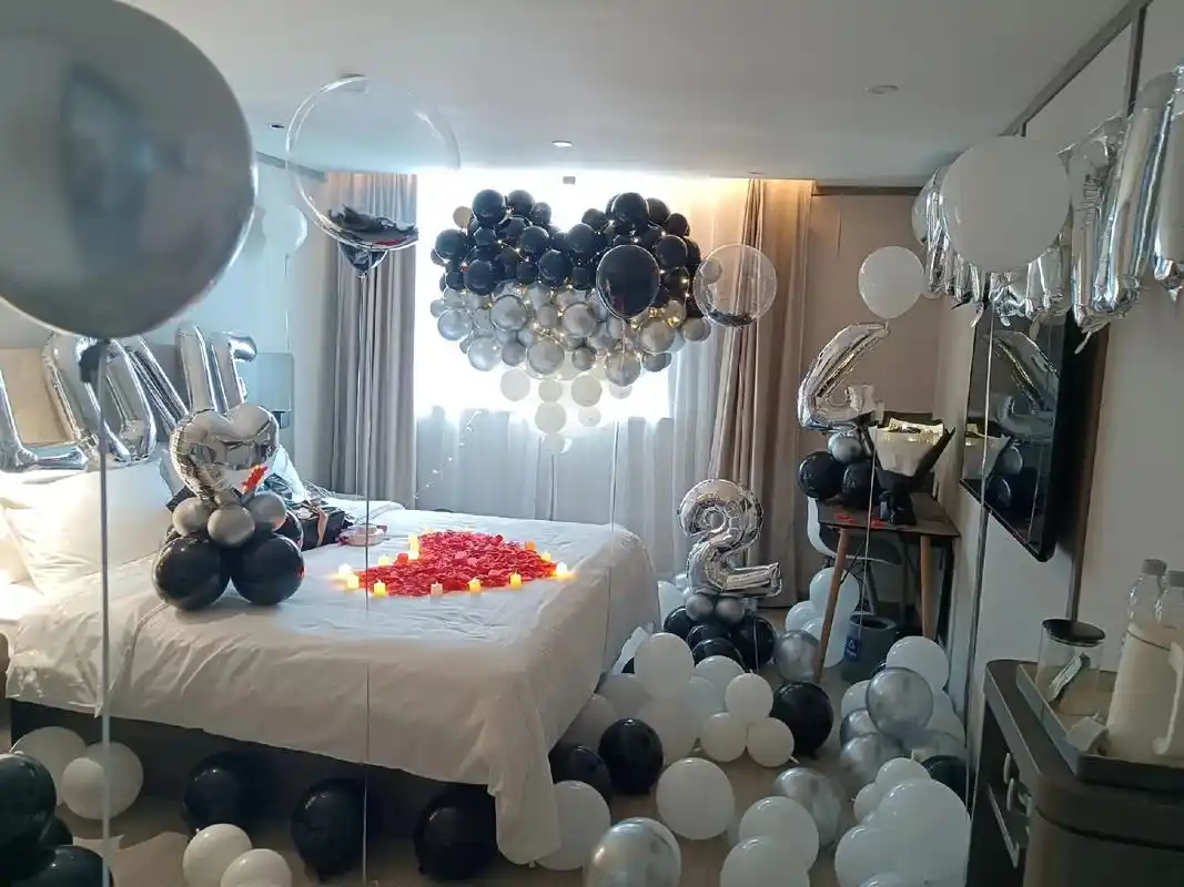 上海酒店生日布置|酒店告白求婚布置.#上海酒店生日布置 上海 - 抖音