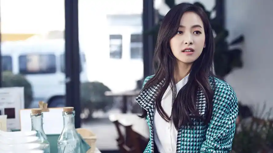 百变宋茜漂亮壁纸_不同风格的美女宋茜