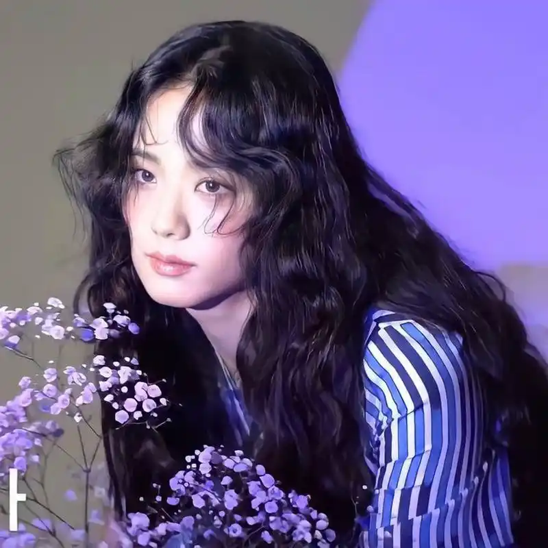 jisoo 稀有头像3.0 日更女团头像8156691566