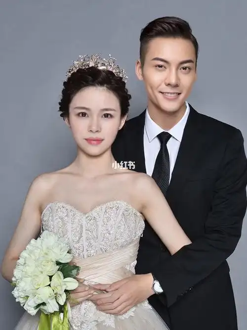 瞒不住啦73晒晒我和陈伟霆的结婚照