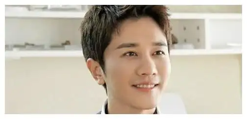 著名国内男演员,毕业于北京电影学院.