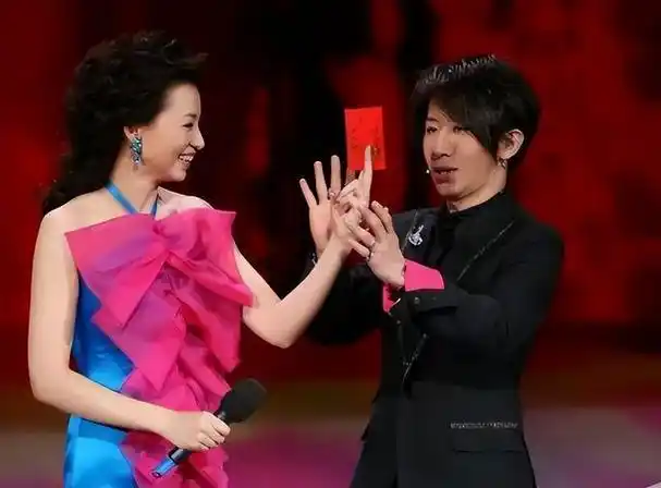 从春晚走红的5位明星,有的下半生衣食无忧,有的已经查无此人