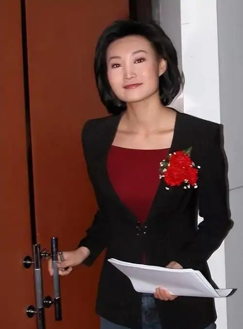 央视国脸李梓萌,美得正气凛然|女主播|新闻联播|央视主持人|中国中央