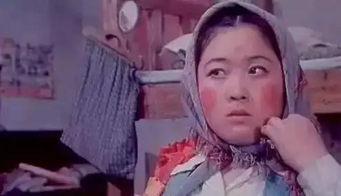 《家有儿女》胖婶:舞蹈出身童星,演过87版红楼梦,因陈晓旭抱憾