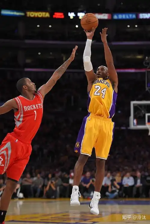 科比的投篮技术不是应该算顶级的吗?为什么说科比铁? - 知乎