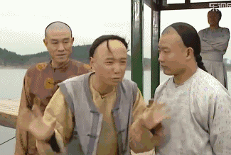 成功地刻画了一个小市民的形象.