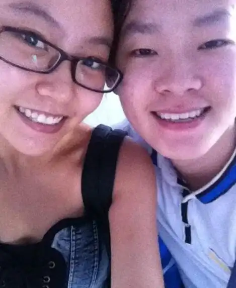 曝光好声音签约细节 梁博与女友海量亲密照