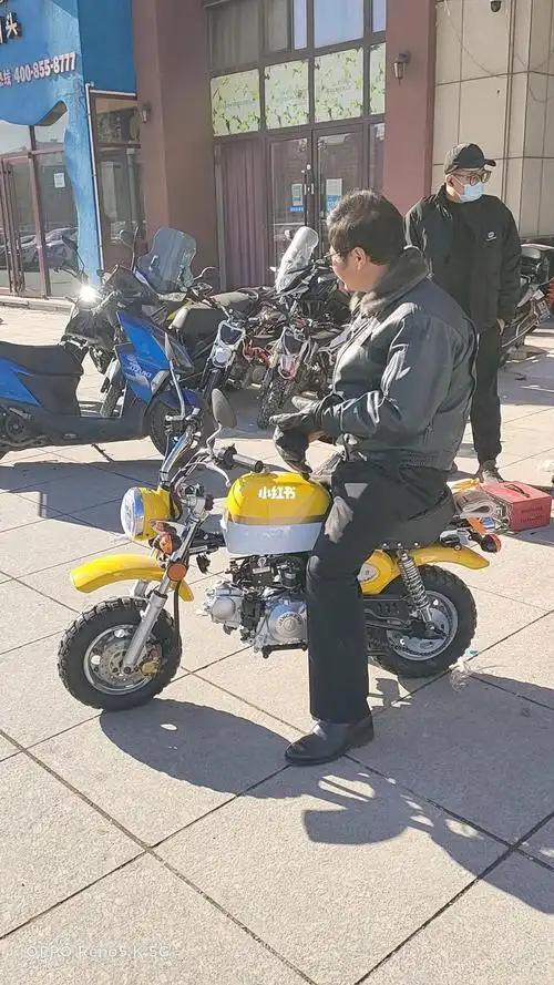 哥哥拿下全新车金城小猴子