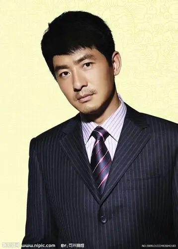 职业:演员体重:75kg郭晓冬详细资料郭晓冬出生在山东省临沂市莒南县坊