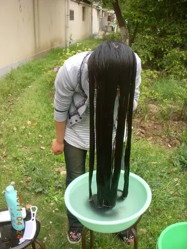 洗剪姑娘一米多的长发上海ww2632648