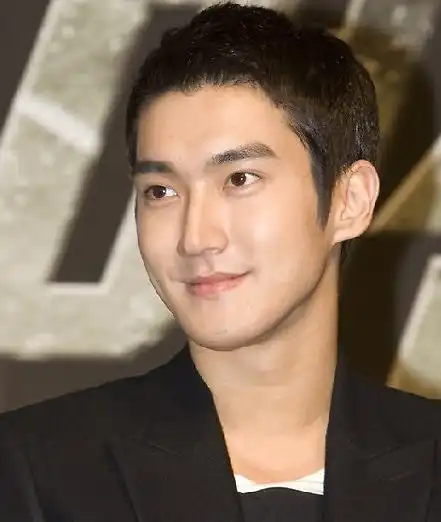 崔始源结束新剧拍摄后入伍具体时间未定