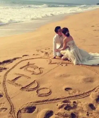 陈赫甜蜜结婚照 好男人娶到贤妻(图)