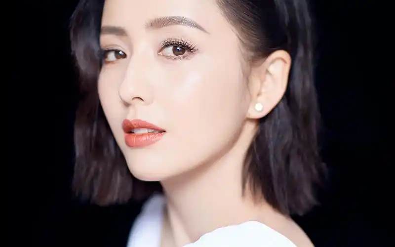 佟丽娅仙气写真桌面壁纸