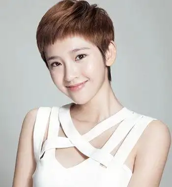 那你就out了,随着短发的流行,非主流女生发型也发生了很大的变化呢,从