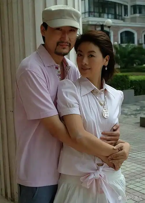 她靠一部剧红一辈子,二婚嫁小6岁老公,如今丈夫红到令人嫉妒