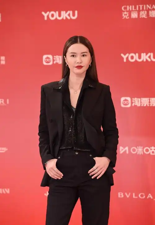 谭维维上海国际电影节图片