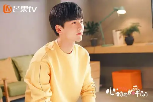 由黄元达执导,张凌赫,凌美仕等主演的电视剧《心动的瞬间》于近期