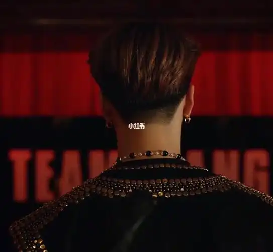 这个脖子和后脑勺绝绝子7815#王嘉尔jackson