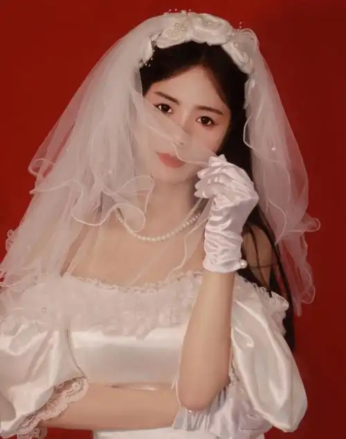 女生一定要拍一次的单人婚纱照┃复古婚纱