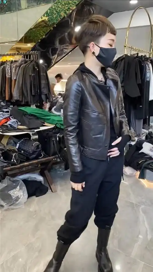 抖音乔瑞服装店同款黑色皮夹克卫衣卫裤早春春秋时尚套装