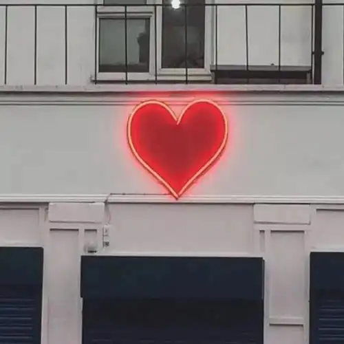 朋友圈有趣的背景图