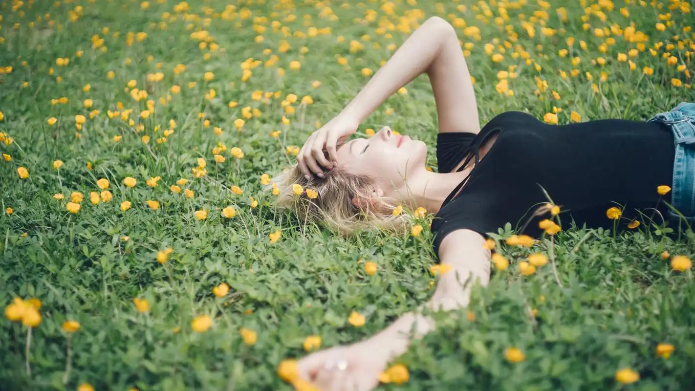 性感欧美美女高清图片桌面壁纸