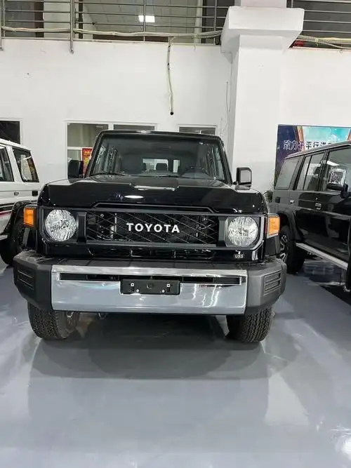 不仅为越野而生丰田酷路泽lc76人体工学