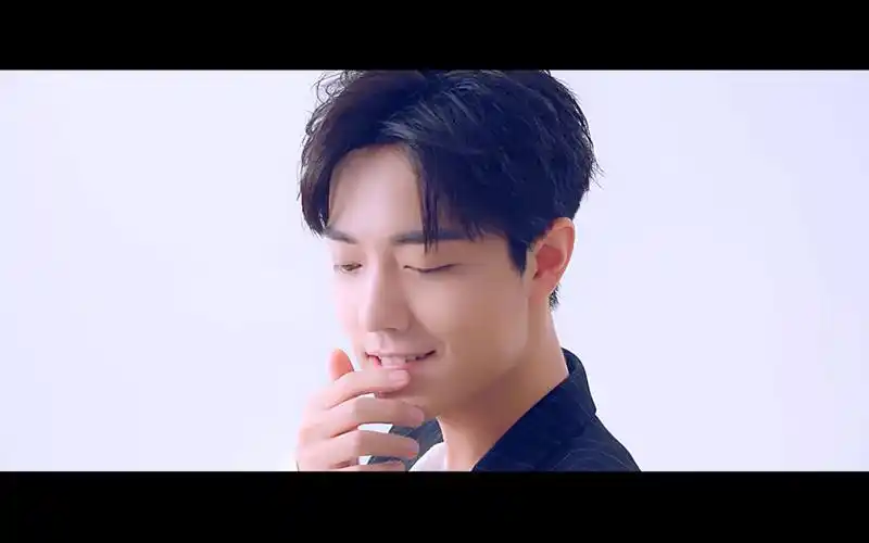 【肖战】一笑倾城