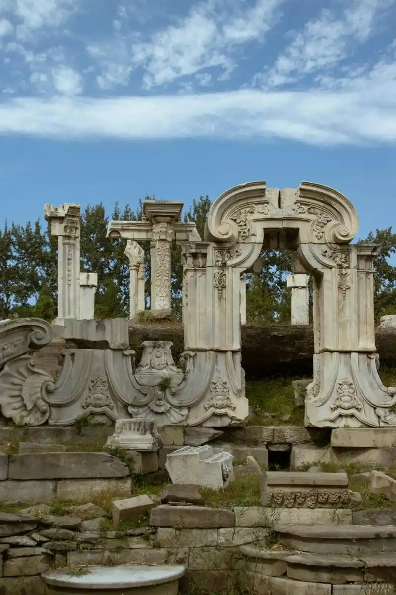 圆明园西洋楼遗址.