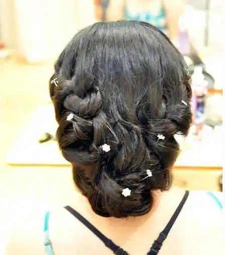 儿子结婚妈妈梳什么头好看 儿子婚礼婆婆发型图片【蜜匠婚礼】