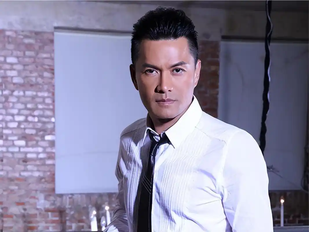 一婚娶周海媚,二婚娶邝美云,三婚娶亿万富婆,吕良伟到底凭啥?