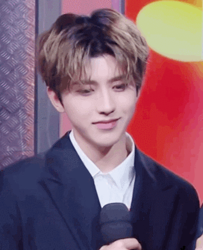 蔡徐坤马吉拉香氛身体护理代言人# cxk#蔡徐坤mistine防晒代言