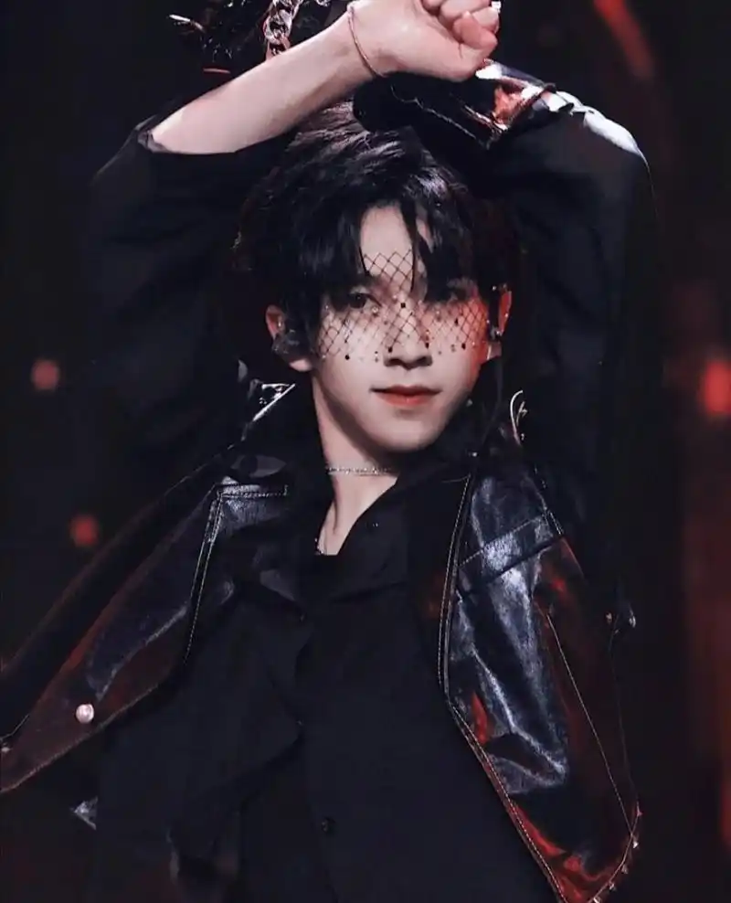 贺峻霖神仙图片 深海姐姐自取   781578157807