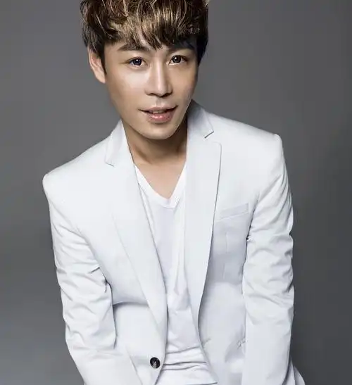 齐晨新歌《baby, 对不起》,诠释暖心新定义